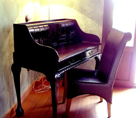 Rural Y Kinedomus Bienestar 호텔 4*